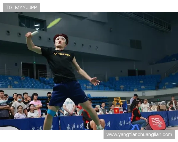 武汉羽毛球队团队协作引发热议球员间默契与配合的争议探讨